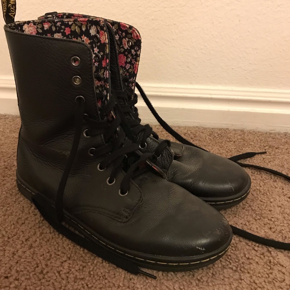 Air wair by Dr martens size 10
